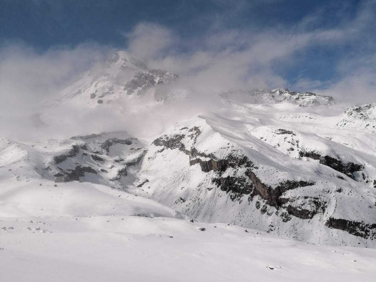 Казбек (5045). 05.2024 г.